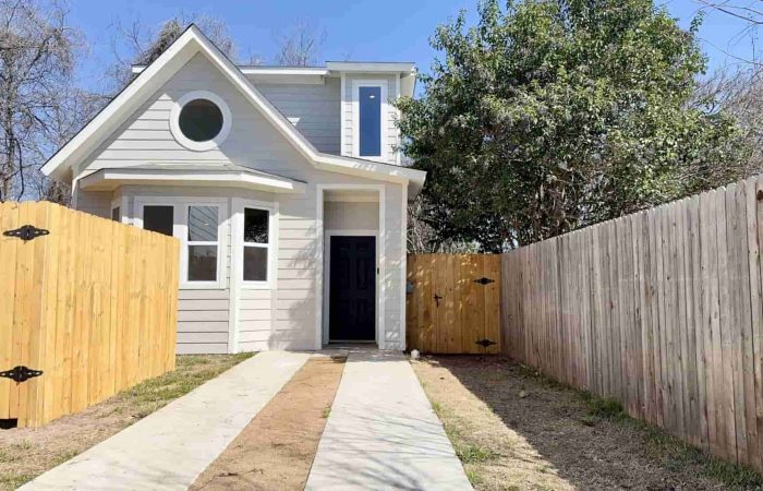 Downs-min-scaled-r51dj1vk2r3pa92u6pqhf2eorqrh8wwjm6clip67lk